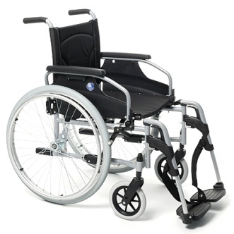 Кресло-коляска механическая с приводом от обода колеса многофункциональная V100