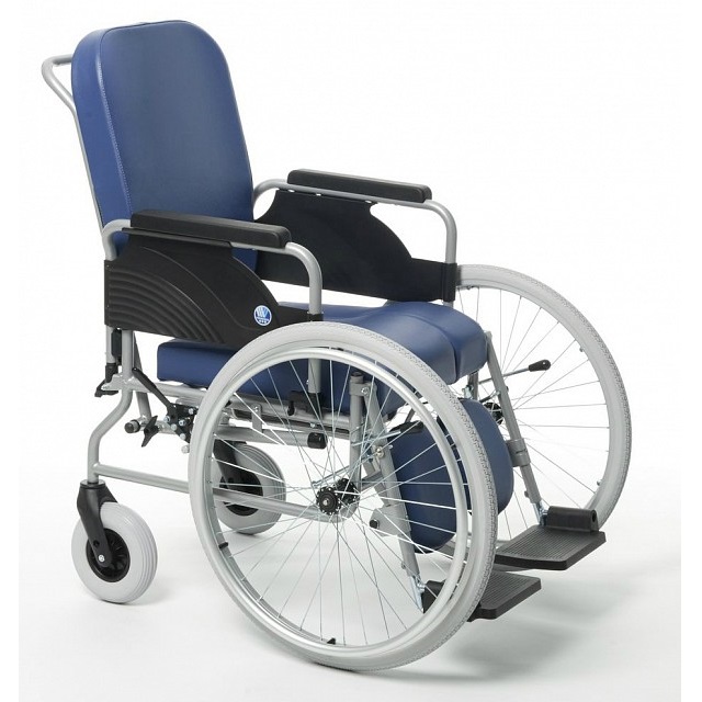 Кресло-коляска с санитарным оснащением активная на колесах 9301