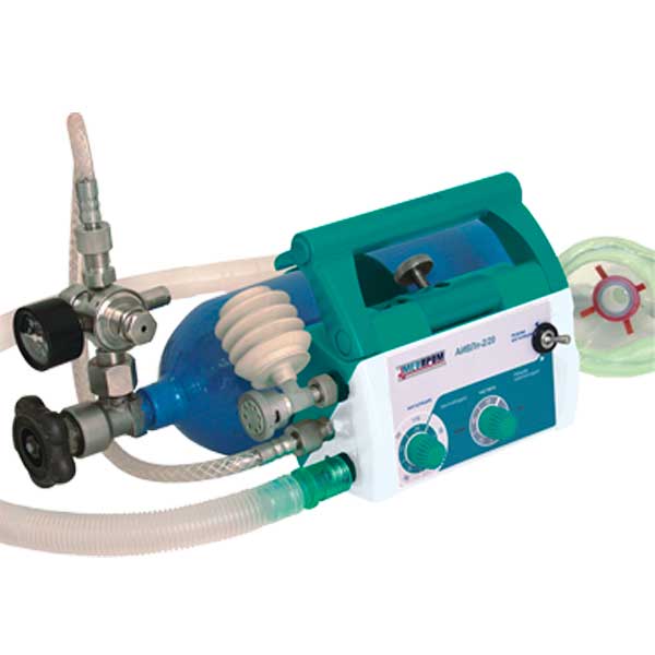 Аппарат искусственной управляемой вентиляции легких и оксигенотерапии в условиях специализированного транспорта для скорой медицинской помощи, портативный АИВЛп-2/20-